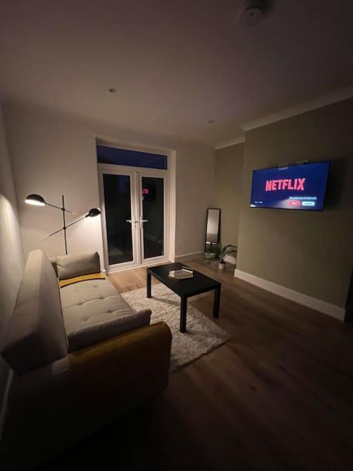 Whole House Modern Two Bedroom In Newcastle - Free Parking Exteriér fotografie